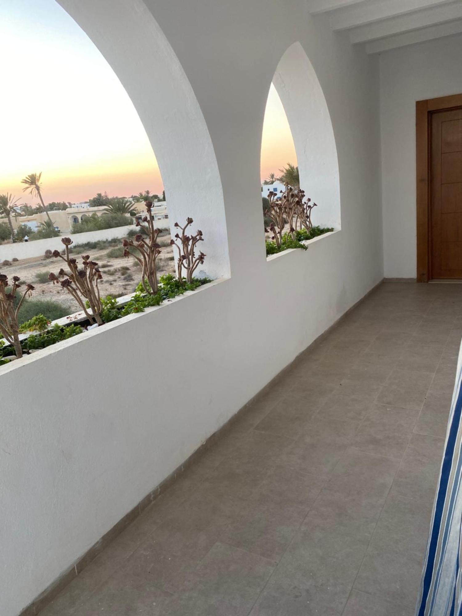 Studio Rouge Cosy A Dar Lili Djerba Mezraia Exterior foto